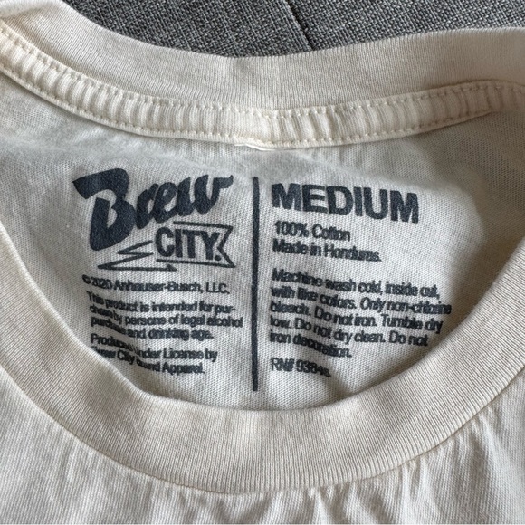 Brew City Busch Beer Graphic T-Shirt - Picture 2 of 5
